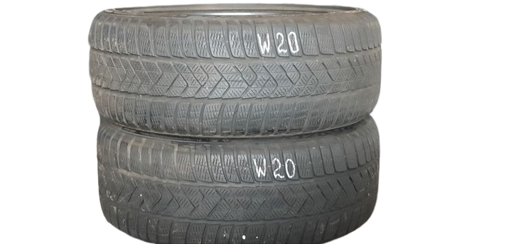 57-3 2x Winterreifen PIRELLI SOTOZERO 3 (RSC) 225/40R18 92H(MIL)W20 DOT 2719 6-6,5mm – Bild 1