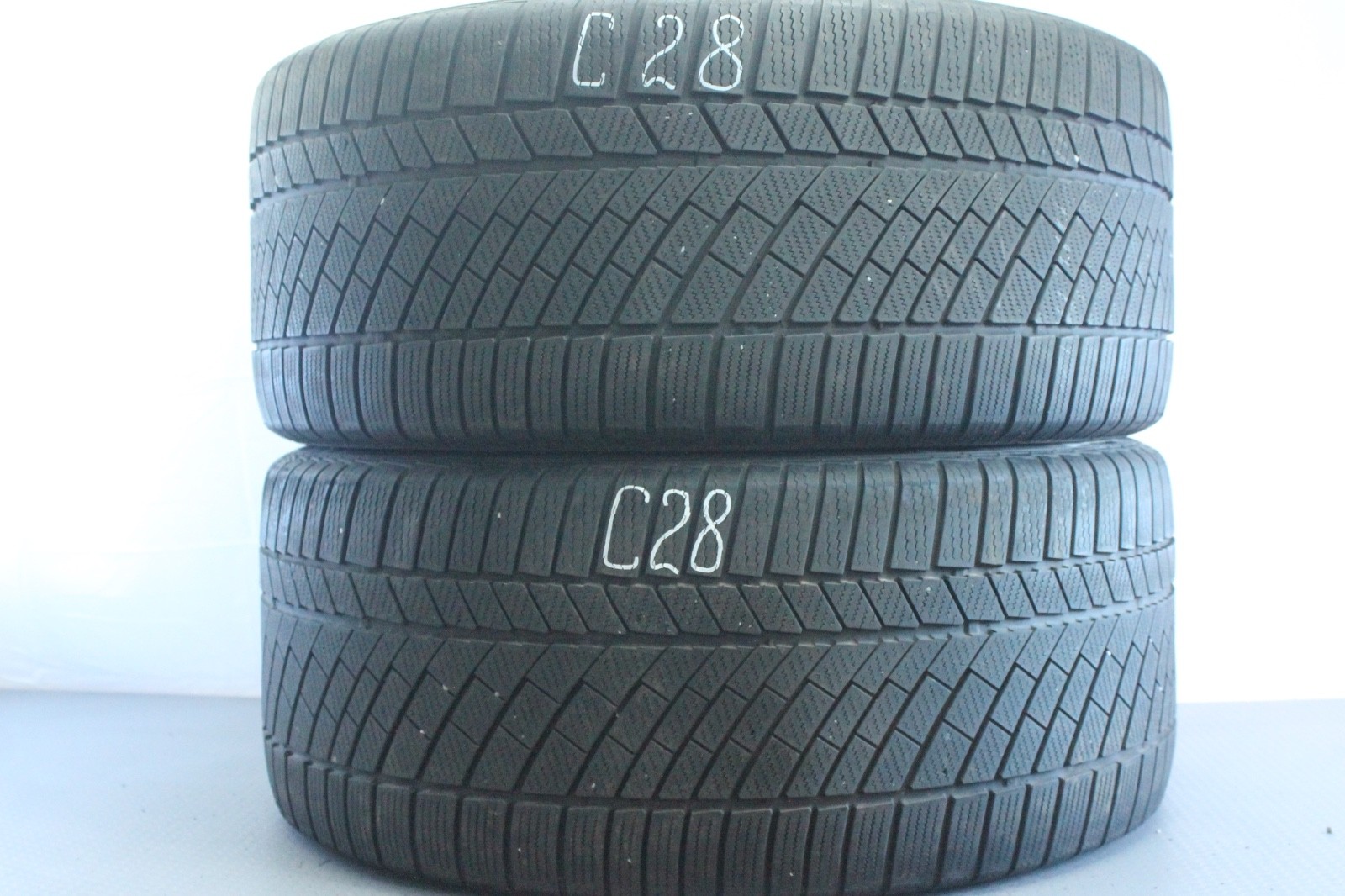 57-319 2x Continental ContiWinterContact TS830P NO 305/40 R20 112V Dot20/19 5,5mm C28 – Bild 1