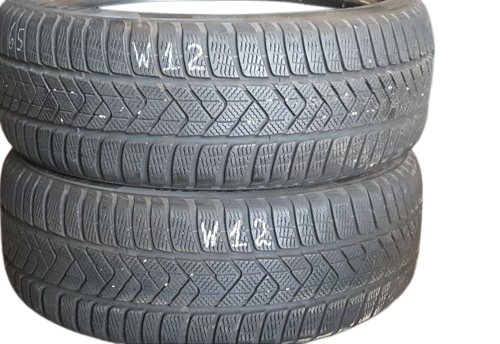 357683844848-1 2x Winterreifen PIRELLI SOTOZERO 3 (RSC) 225/45R18 95V (MIL) W12 DOT 2618 – Bild 1