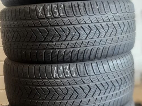 358093669376-1 2x 285/45 R21 113V Winterreifen Pirelli Scorpion Winter (RSC) Dot4022 X131 – Bild 1
