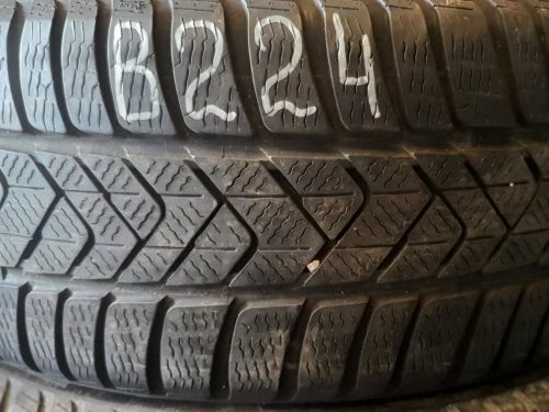 358320771624 2x 225/45 R18 95H Winterreifen Pirelli Sottozero 3 (RSC) Dot1019 5-5,5mm B224 – Bild 1