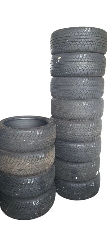 358320746709-featured-5 4x 225/40R18 92V Winterreifen Bridgestone Blizzak LMOO1 (RSC) Dot3619 W8 – Bild 1