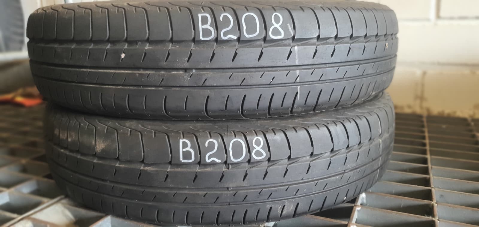 358320746736-featured-4 2x 155/70 R19 84Q Sommerreifen Bridgestone Ecopia EP500 Dot3120 5mm B208 – Bild 1