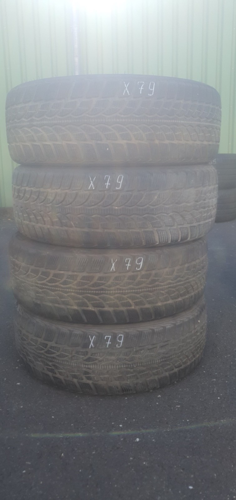 358320746804-featured-4 2x 215/45 R20 95V Winterreifen Bridgestone Blizzak LM-32 Dot2913 5-5,5mm X79 – Bild 1