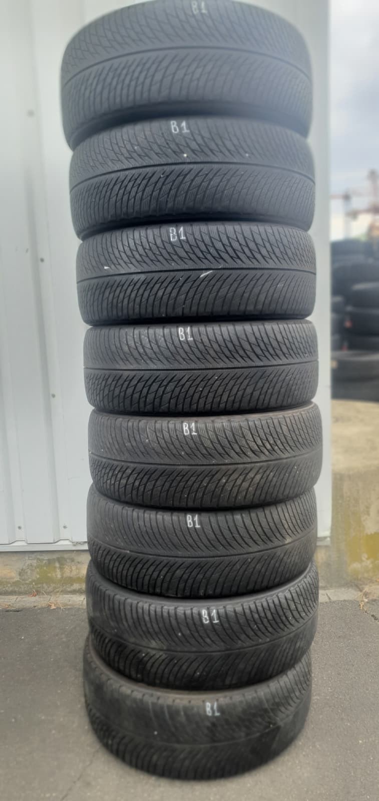 358320746814-featured-4 2x 255/50 R21 109H Winterreifen Michelin Pilot Alpin 5 SUV Dot1821 5,5-6mm B1 – Bild 1