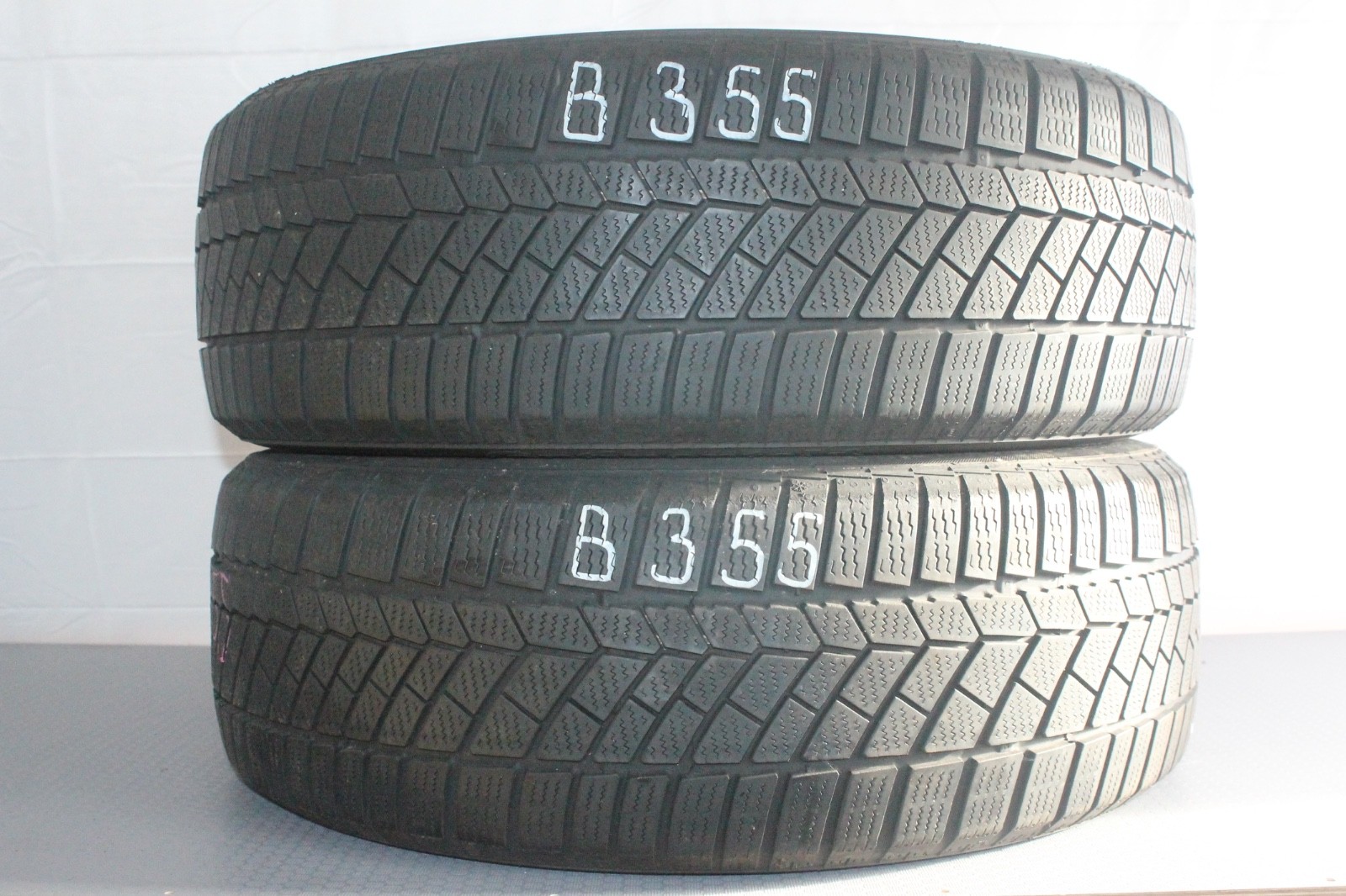 358320746862-featured-4 2x 205/55 R17 95H Continental ContiWinterContact TS830P Dot4020 5,5-6mm B355 – Bild 1