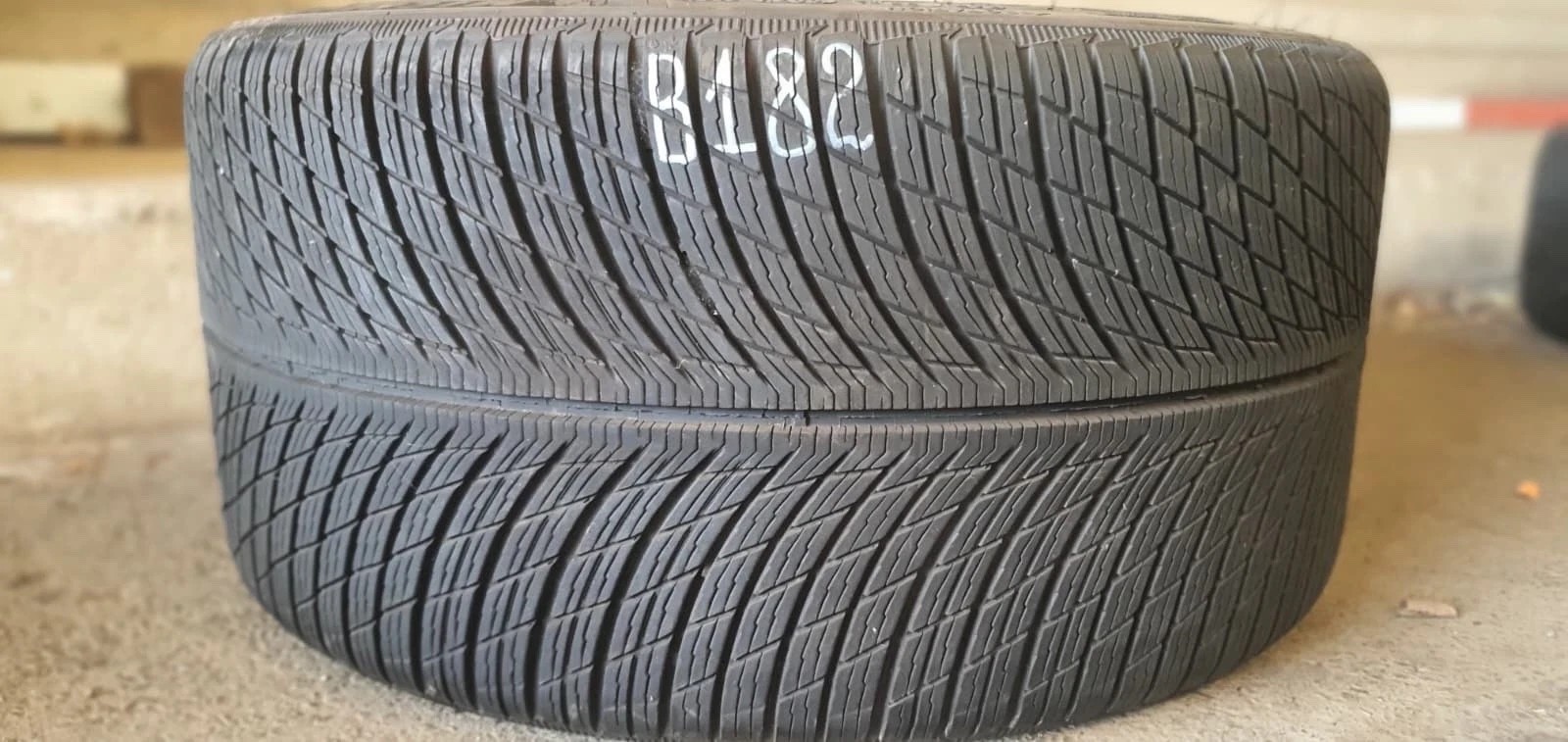 358320746884-featured 1x 295/30 R21 102V Winterreifen Michelin Pilot Alpin 5 NAOX Dot2019 5,5-6mm B182 – Bild 1