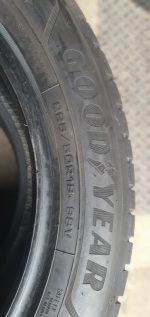 2x 225/50 R18 99V Winterreifen Goodyear UltraGrip Performance+ Dot0421 B41 – Bild 4