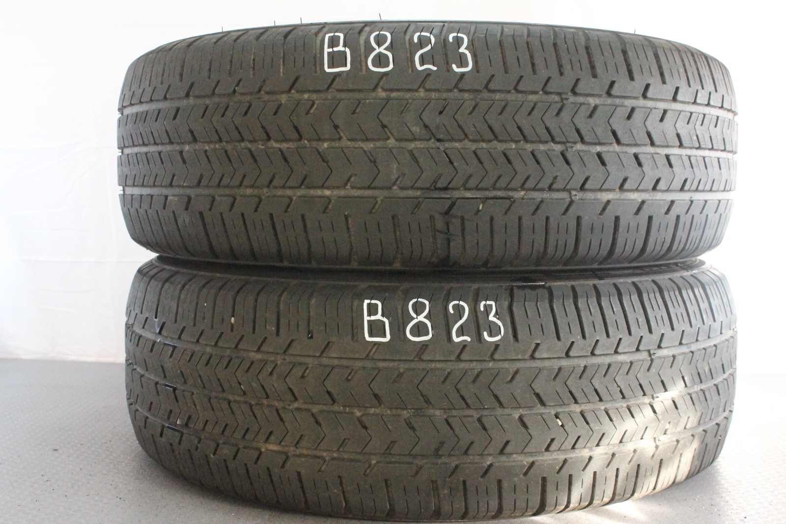 358320758321-featured 2x 215/60 R17C 104/102H Winterreifen Michelin Agilis 5mm Dot2723 B823 – Bild 1