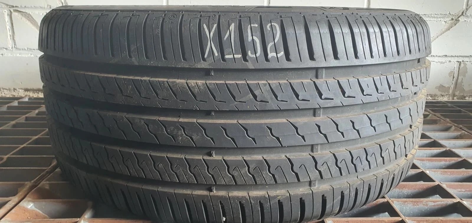 358320758462-featured 1x 275/40 R19 101Y Sommerreifen Barum Bravuris 5 HM Dot4724 8mm X152 – Bild 1