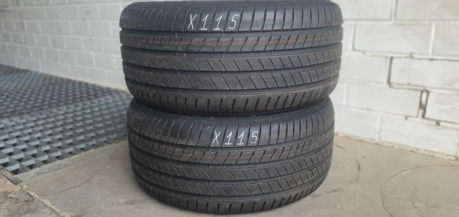 358320765782-featured 1x Neuwertige 305/40 R20 112Y Sommerreifen Bridgestone Alenza (RSC) Dot23 X115 – Bild 1