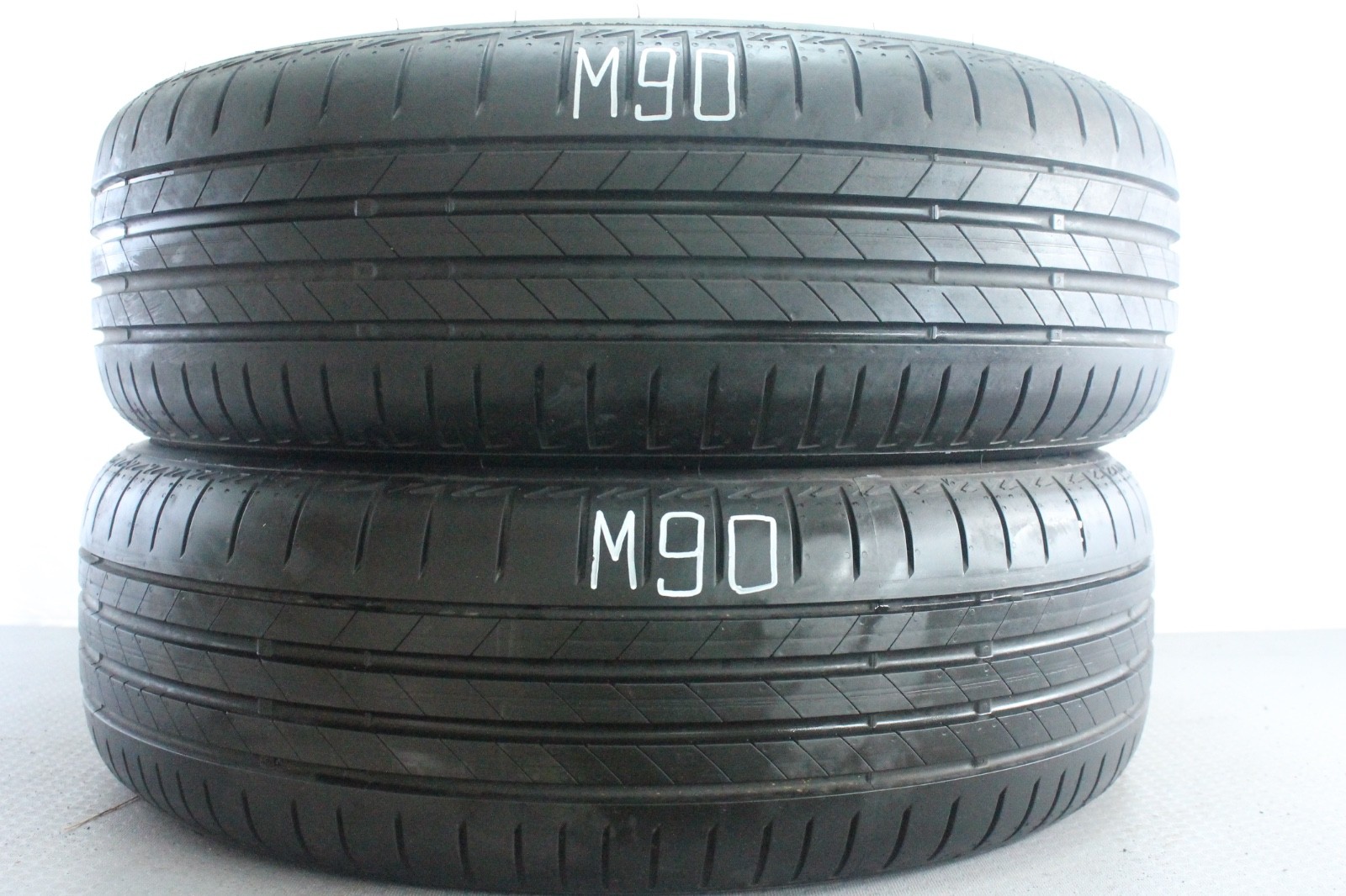 358320765798-featured-1 2x Neuwertige 205/60 R17 97W Sommerreifen Bridgestone Turanza T005 Dot1123 M90 – Bild 1