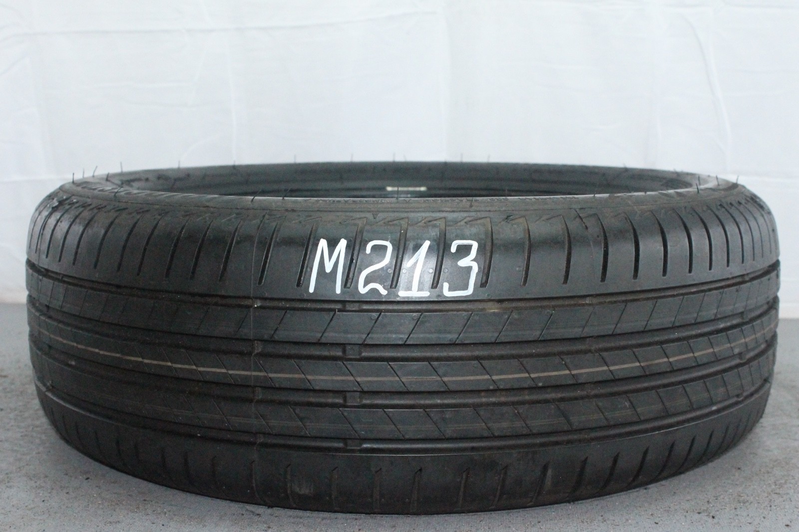 358320771447-featured-1 1x Neuwertige 195/55 R16 87H Sommerreifen Bridgestone Turanza T005 Dot2924 M213 – Bild 1
