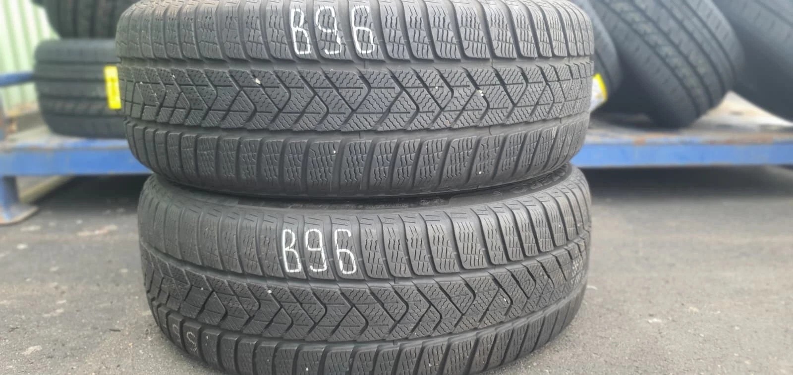 358320771466-featured-1 2x 225/45 R19 96V Winterreifen Pirelli Sottozero 3 (RSC) Dot19/20 5,7mm B96 – Bild 1