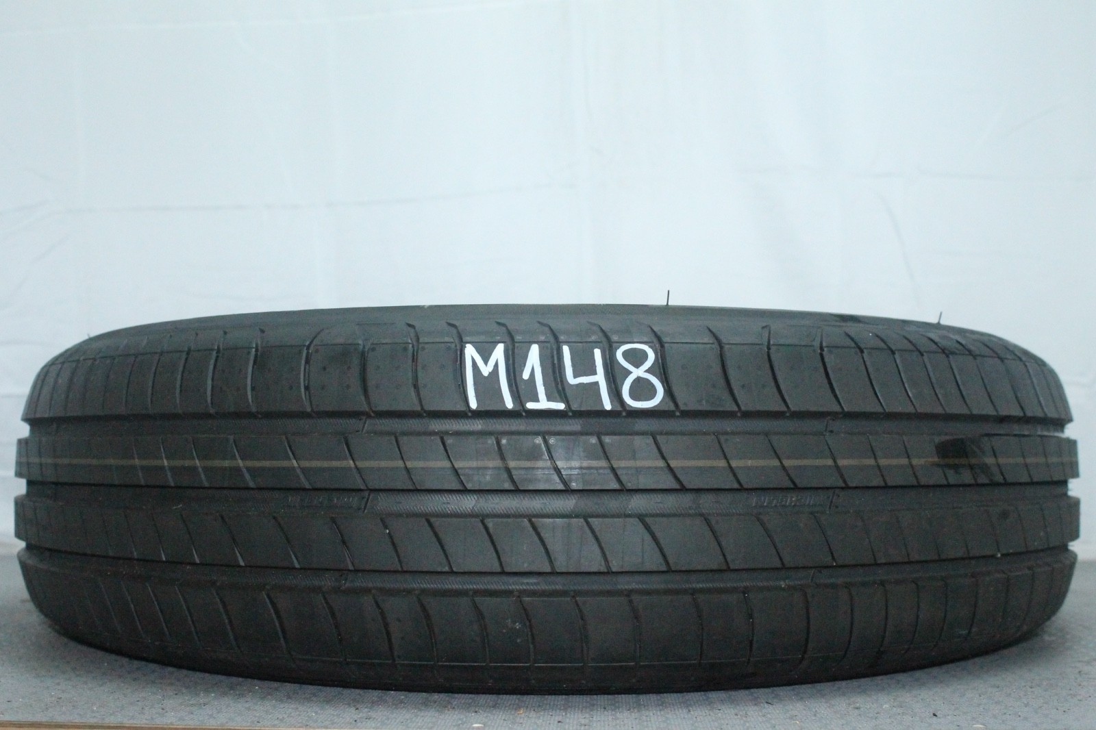 358320771648-featured 1x Neuwertige 175/65 R17 87H Sommerreifen Michelin e.PrimacyDot2125 M148 – Bild 1