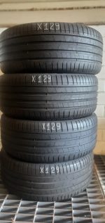 2x Neuwertige 275/40 R21 107Y Sommerreifen Pirelli PZero (RSC) Dot2923 X129