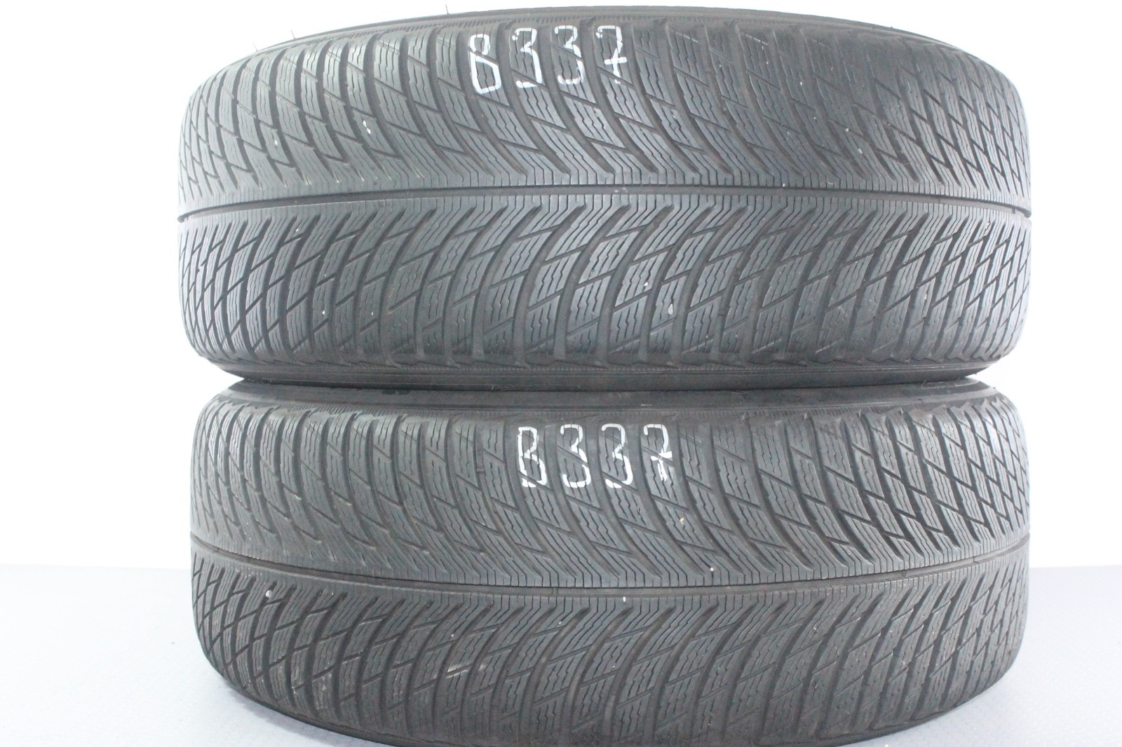 358320758260-featured-1 2x 245/50 R19 105V Winterreifen Michelin Pilot Alpin5 ZP SUV(RSC) X Dot0419 B337 – Bild 1