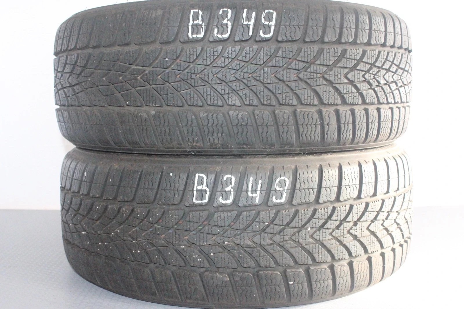 358320758327-featured-1 2x 205/45 R17 88V Winterreifen Dunlop SPWinter Sport 4D DSST (RSC) Dot20/21 B349 – Bild 1