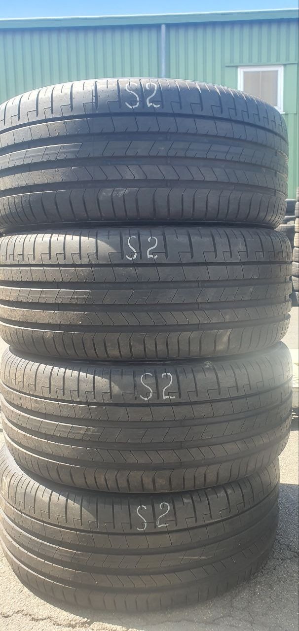 358320765693-featured-1 2x Neuwertige 275/40 R22 Sommerreifen Pirelli PZero P24 KS Dot2323 S2 – Bild 1