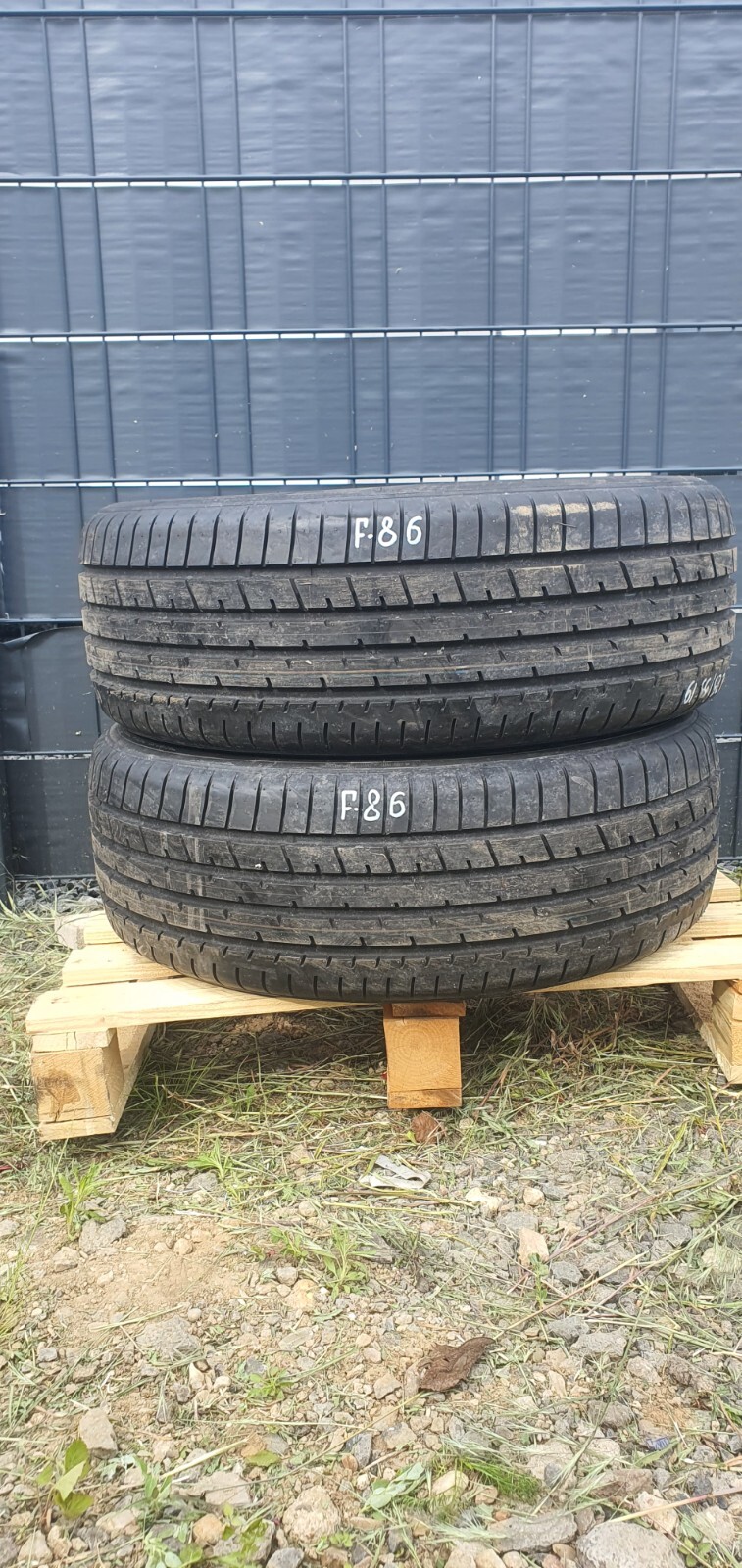 358320765707-featured-1 2x Neuwertige 225/55 R19 99V Sommerreifen TOYO Proxes Dot21 F86 – Bild 1