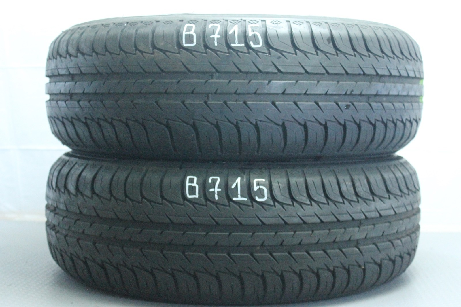 358320771512-featured-1 2x Neuwertige 185/65 R15 88T Sommerreifen Kleber Dynaxer HP3 Dot2718 B715 – Bild 1