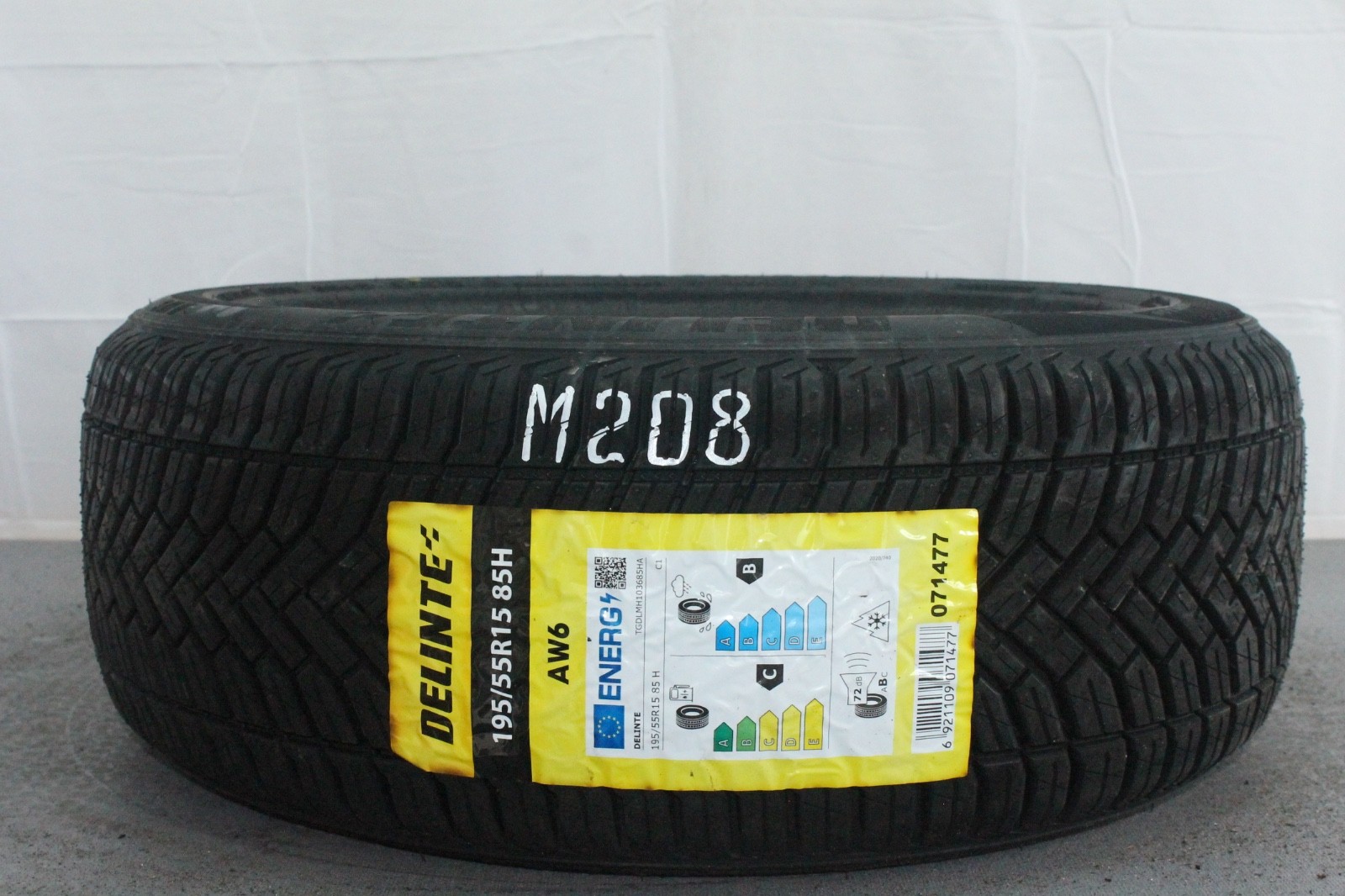 358320771522-featured-1 1x 195/55 R15 85H Ganzjahresreifen Delinte AW6 Dot2424 Neu M208 – Bild 1