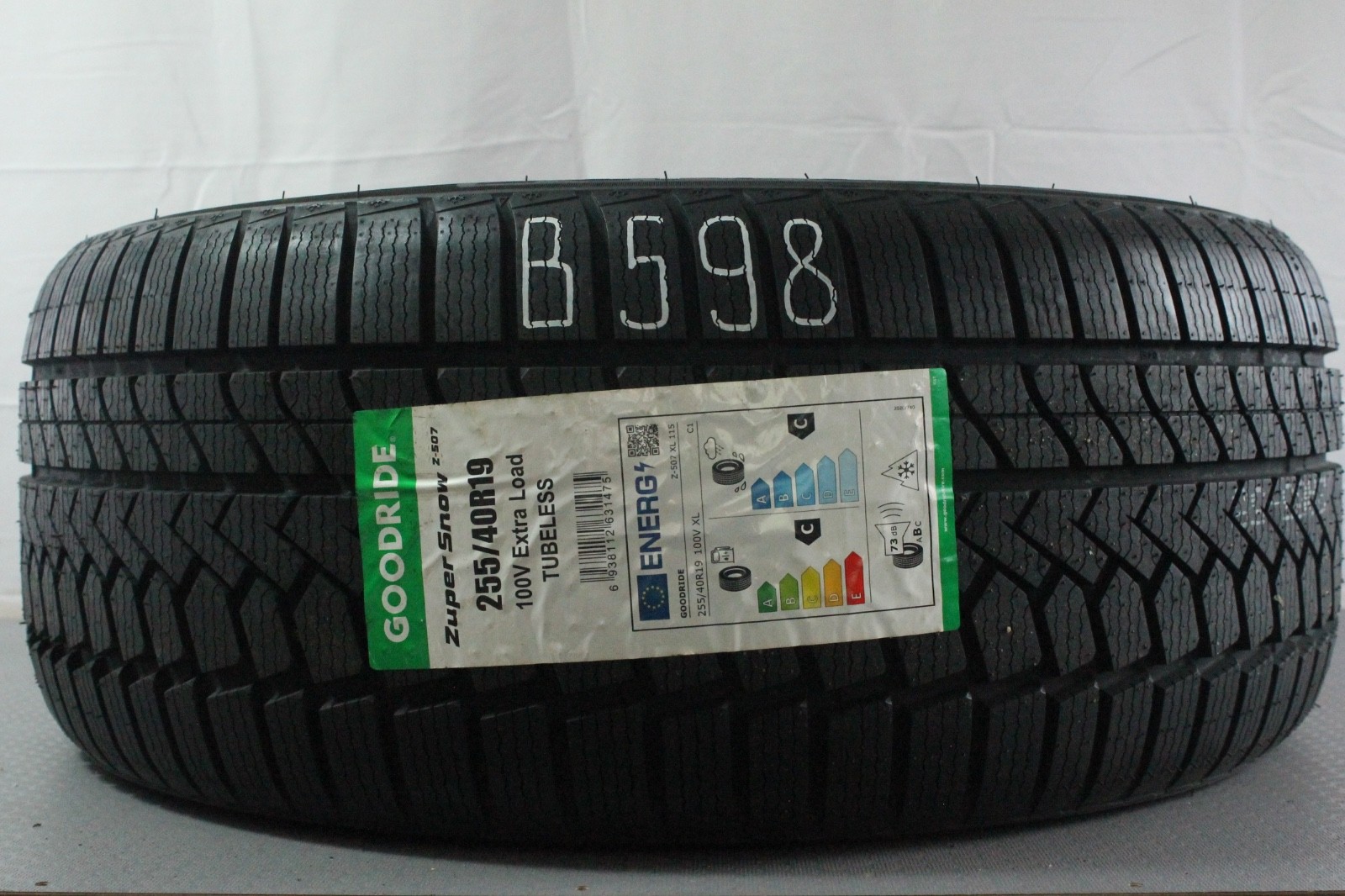 358320797825-featured-1 1x 255/40 R19 100V Winterreifen Goodride SuperSnow Z-507 Neu Dot3124 B598 – Bild 1