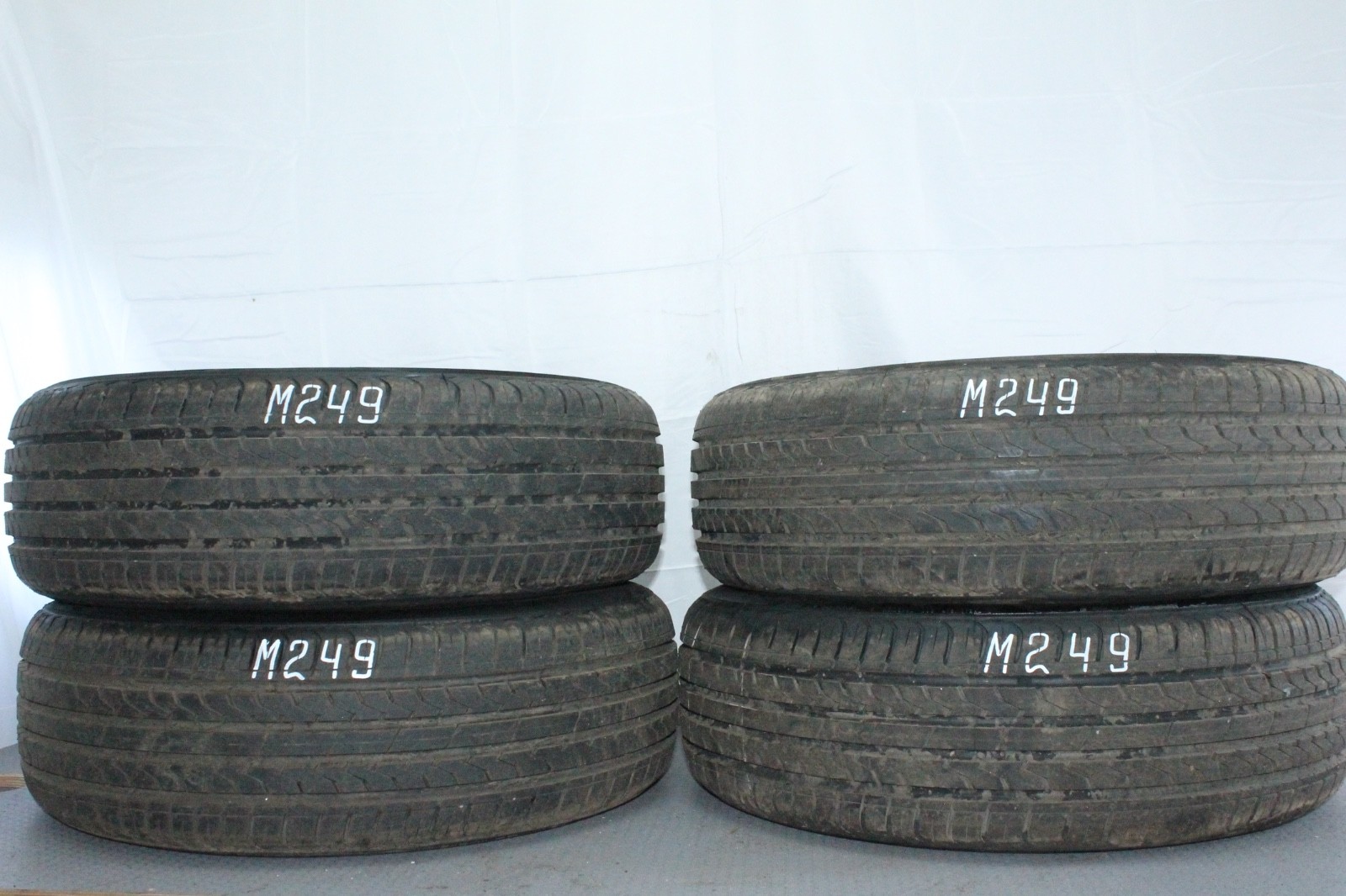 358333260647-featured-1 4x Neuwertige 185/65 R15 88H Sommerreifen Austone Athena SP802 Dot2725 M249 – Bild 1