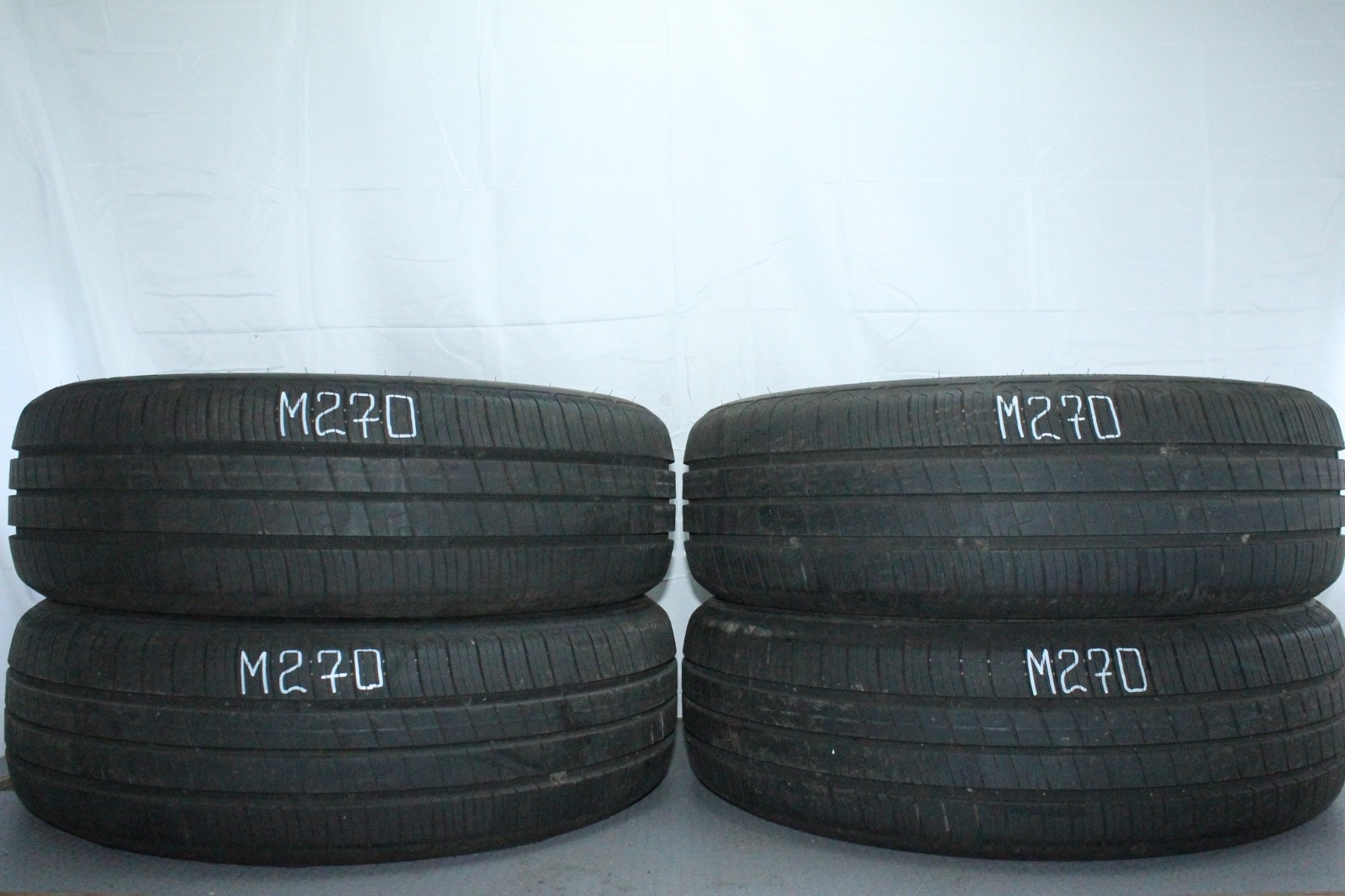 358333684987-featured-1 4x Neuwertige 195/60 R18 96H Goodyear EfficientGrip Perf Dot0321 M270 – Bild 1