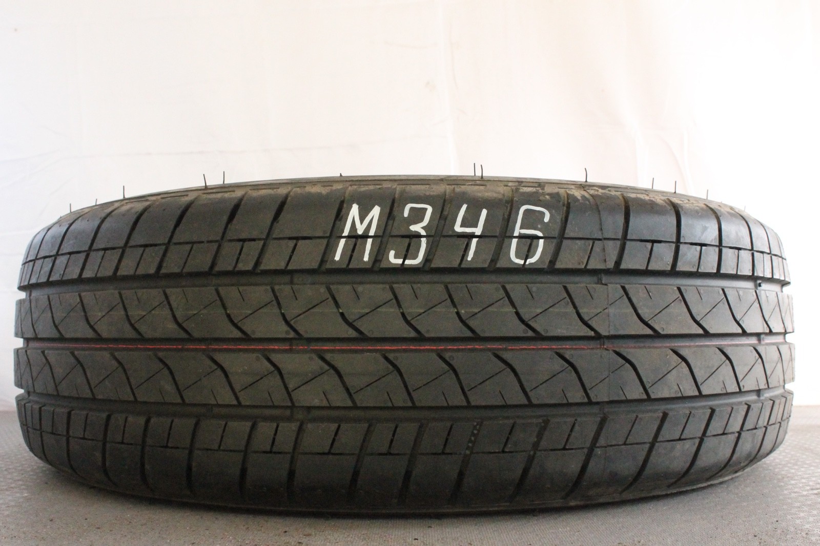 358387248195-featured-1 1x Neuwertige 205/65 R16C 107/105T Bridgestone Duravis R660 Eco Dot1322 M346 – Bild 1