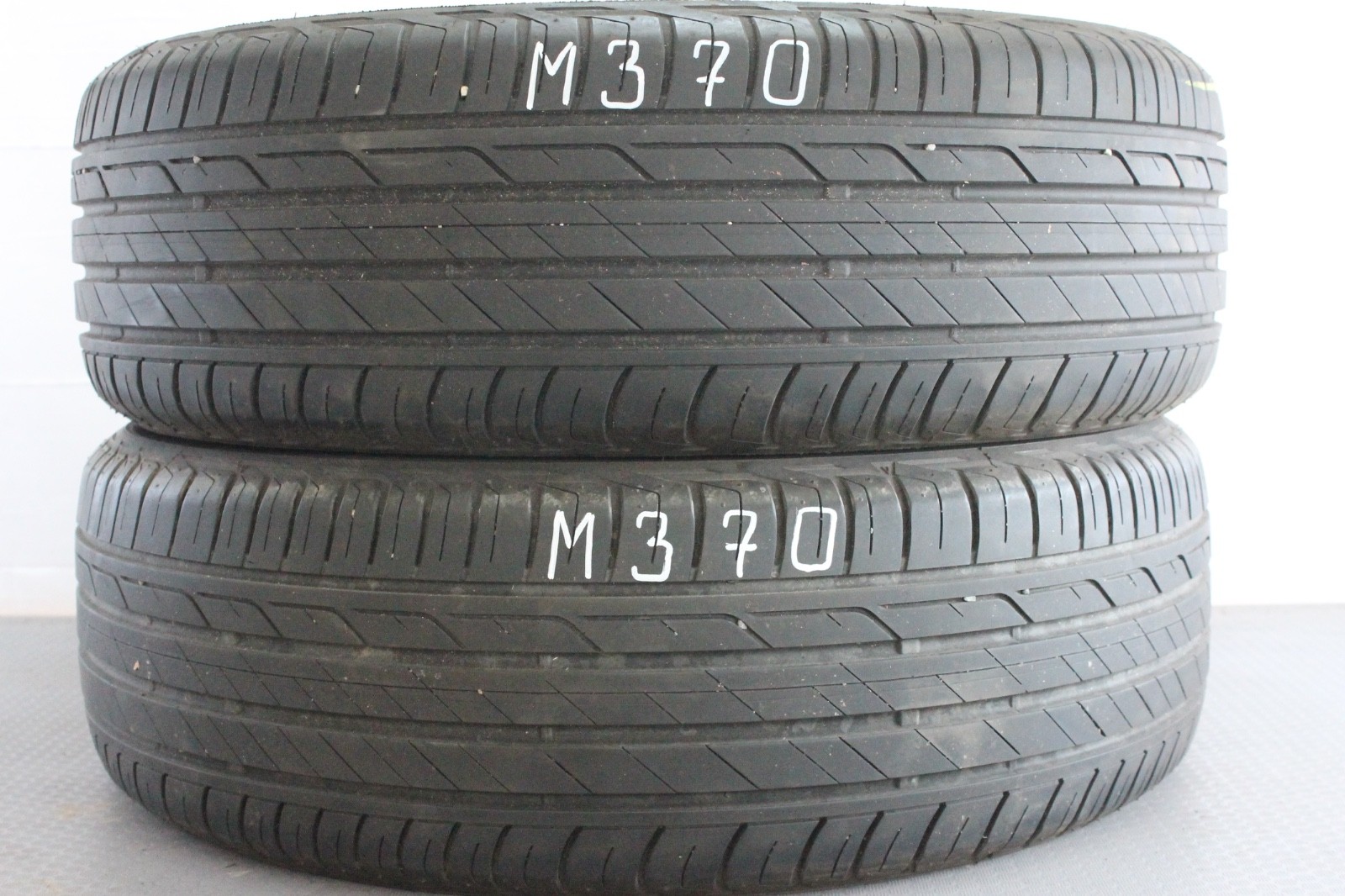 358474808379-featured-3 2x 195/60 R16 89H Sommerreifen Bridgestone Turanza T001 Dot2024 6-6,5mm M370 – Bild 1