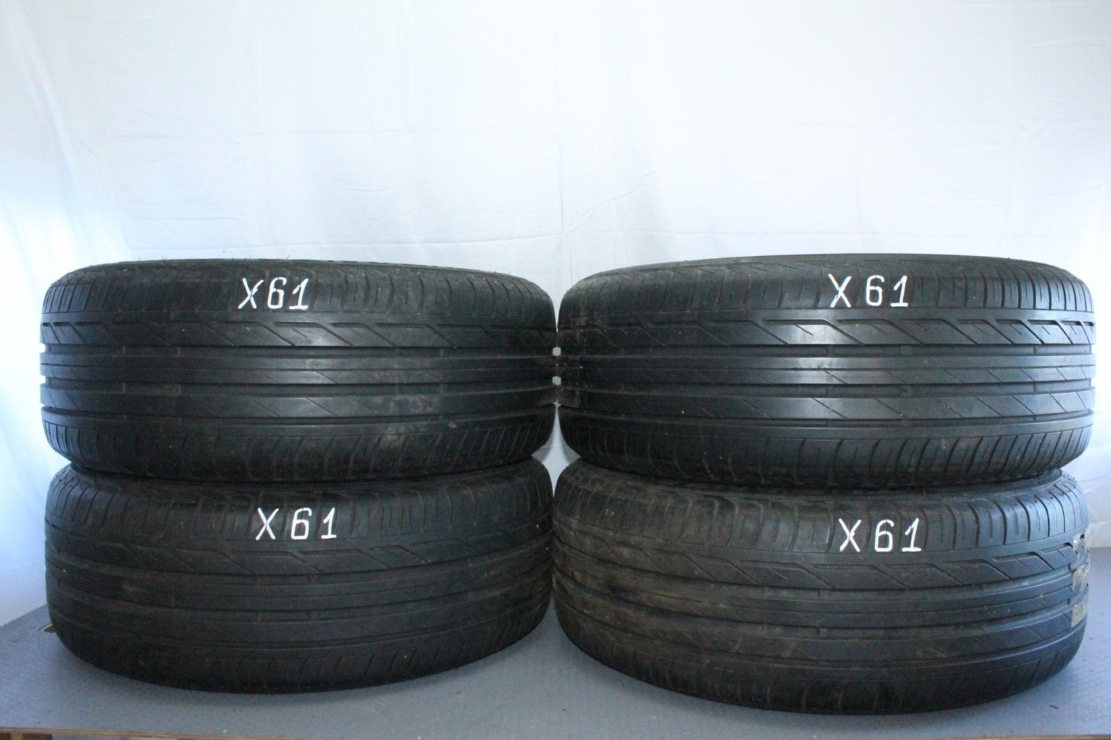 358478332169-featured 4x 225/55 R17 97W Sommerreifen Bridgestone Turanza T001 I* Dot15/18 6-6,5mm X61 – Bild 1