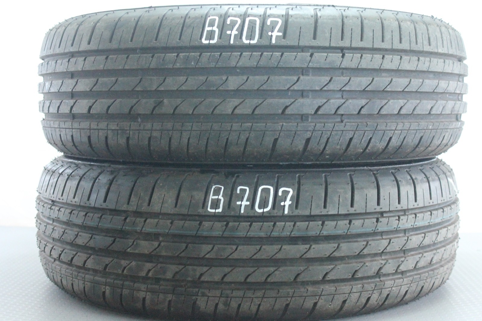 358489511340-featured 2x Sommerreifen 195/65 R15 91H Kenda Kenetica Pro DOT0224 7-7,5mm B707 – Bild 1