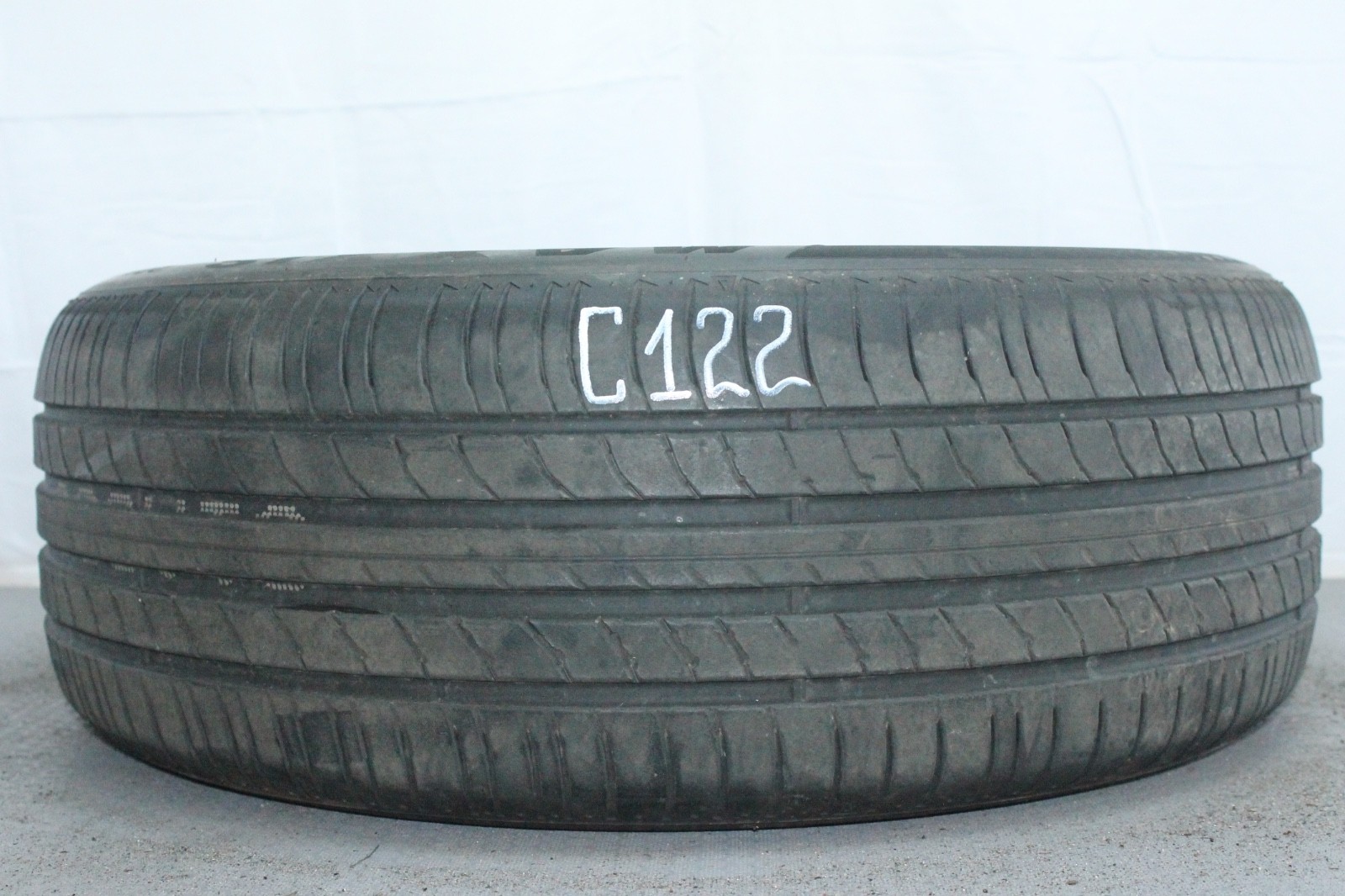 358320765619-featured 1x 205/55 R17 95Y Sommerreifen Maxxis Premitra HP 6 Dot3822 4,5-5mm C122 – Bild 1