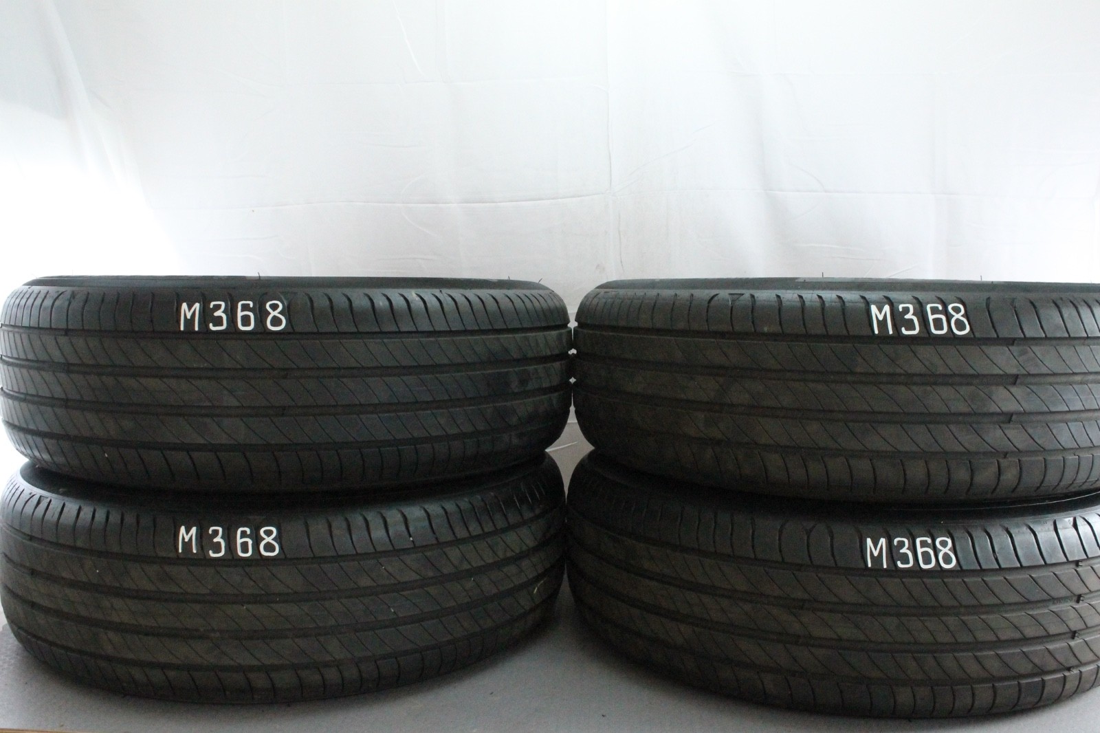 358474775153-featured 4x 215/65 R17 103V Sommerreifen Michelin Primacy 4 S1 Dot2020 5-6mm M368 – Bild 1