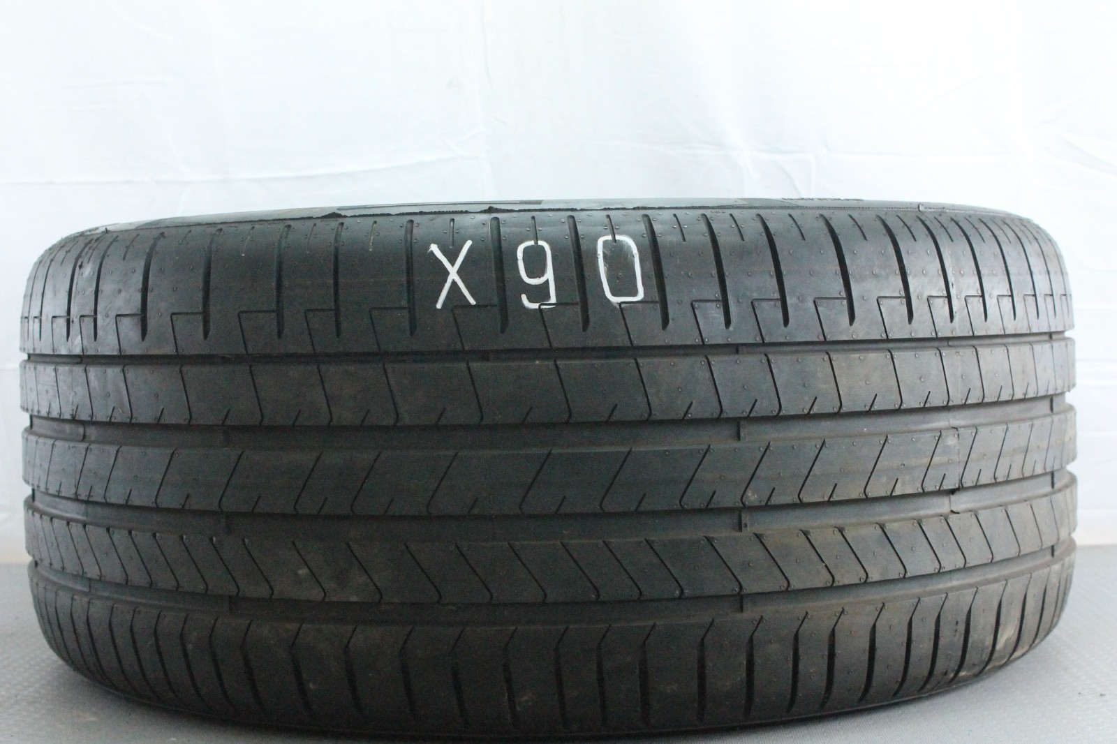 358613847787-featured 1x 315/35 R22 111Y Sommerreifen Pirelli PZero Demo Dot2023 X90 – Bild 1
