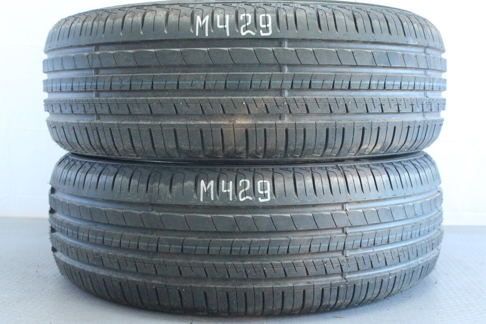 358620501502-featured 2x 195/55 R16 91V Sommerreifen Aplus A609 Demo Dot2024 M429 – Bild 1