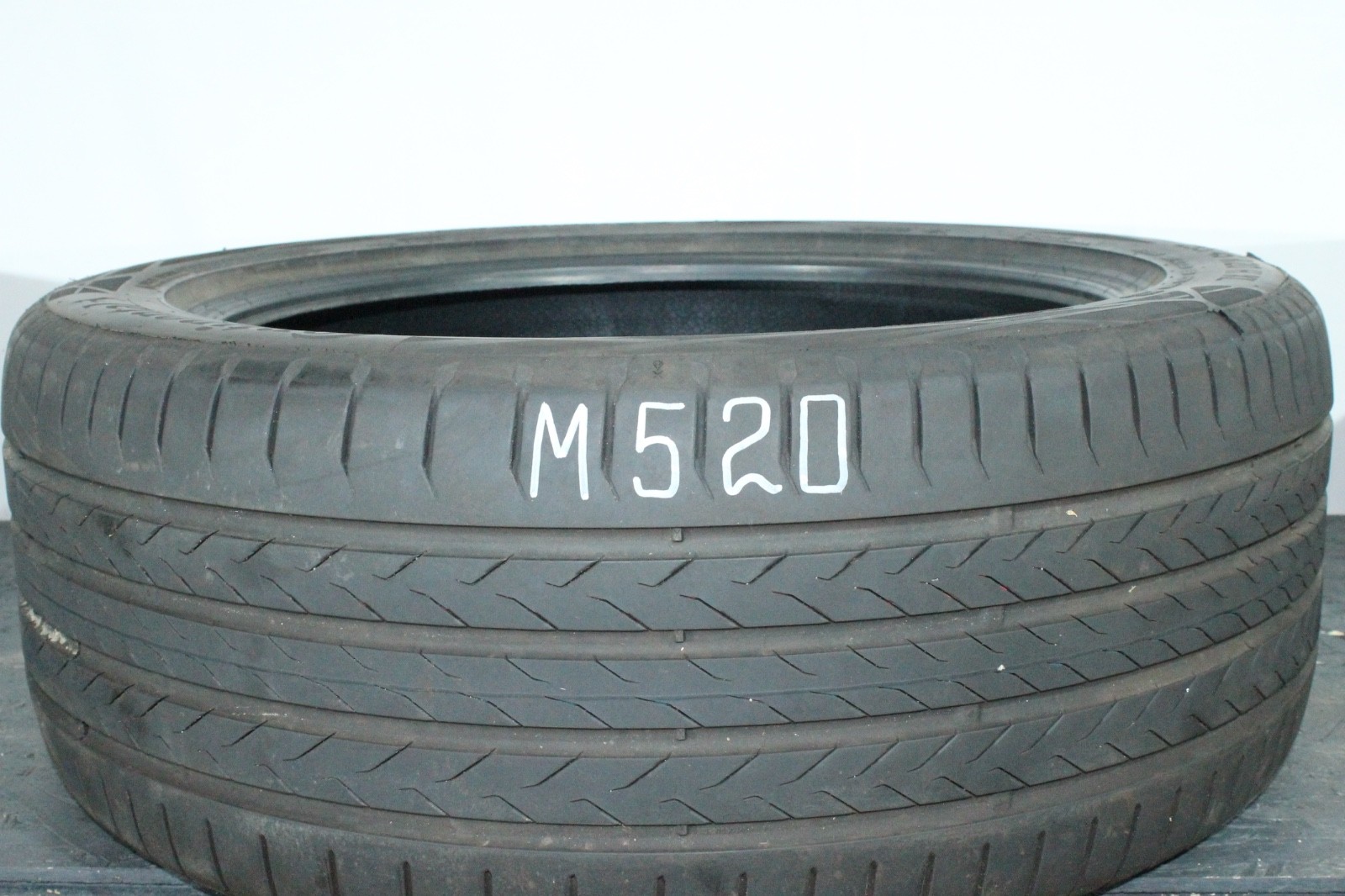 358690554266-featured 1x 255/45 R20 105H Sommerreifen Continental EcoContact 6Q 5,3-5,6mm Dot2025 M520 – Bild 1