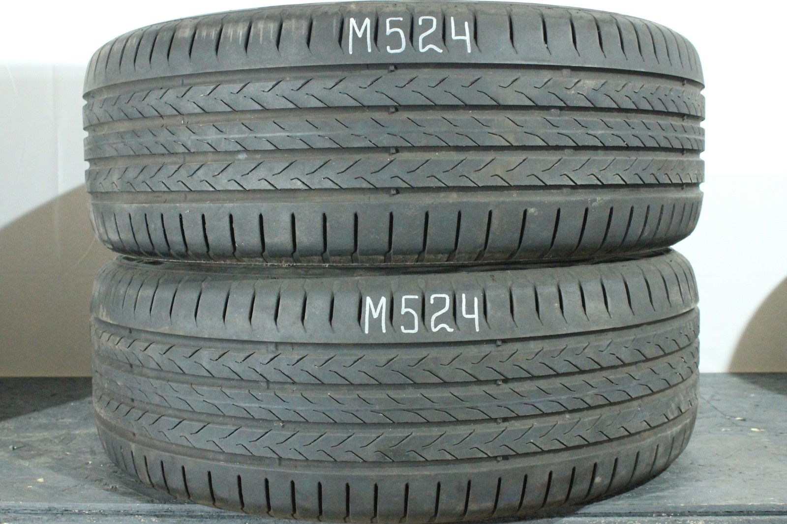 358690704298-featured 2x 235/50 R20 104H Sommerreifen Continental EcoContact 6Q 5,4-5,8mm Dot2025 M524 – Bild 1