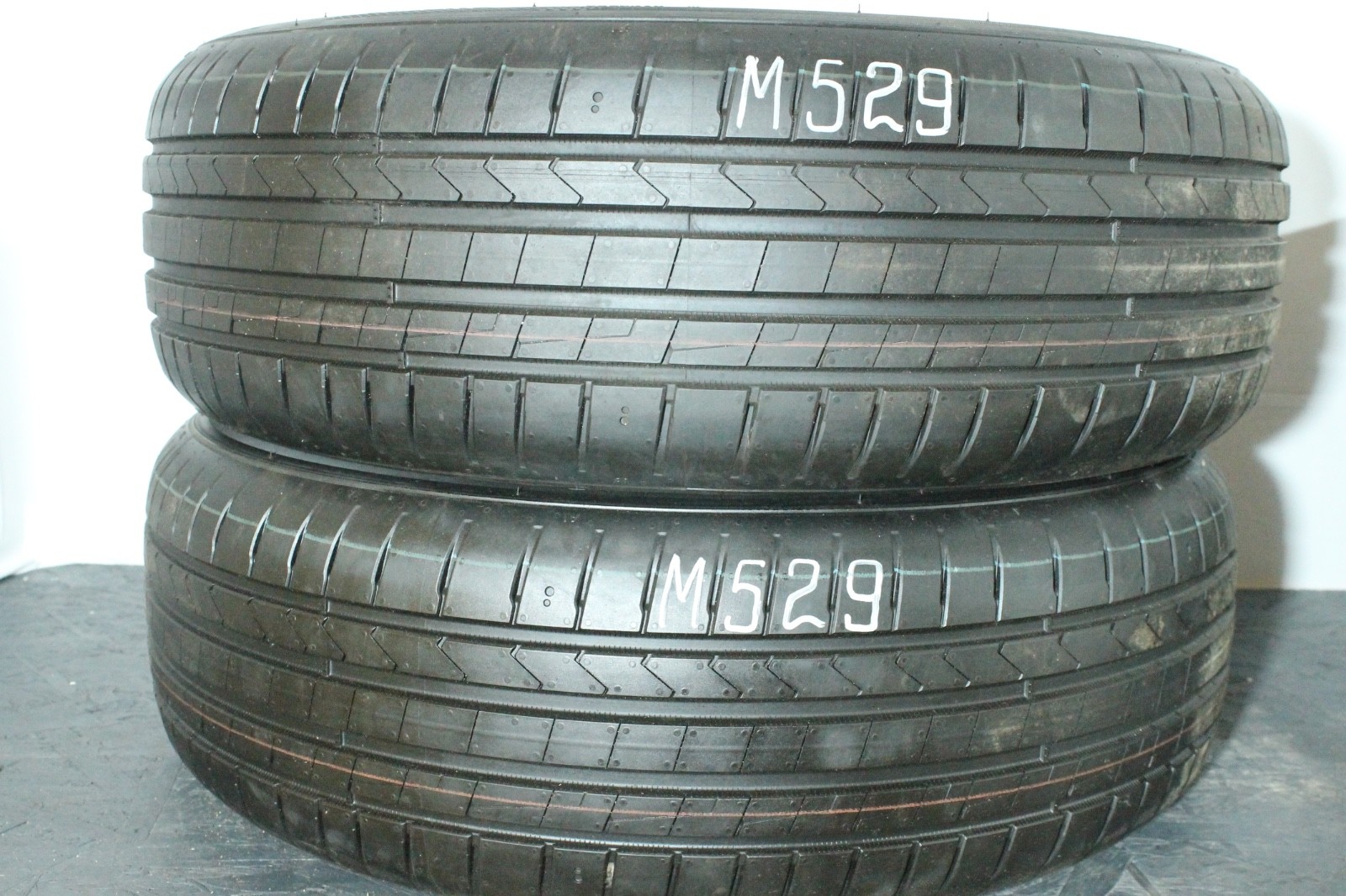 358690900740-featured 2x 205/65 R16 99H Sommerreifen Hankook VentusPrime 4 Neuwertig Dot2025 M529 – Bild 1