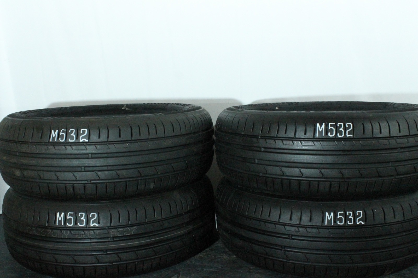 358690938212-featured 2x 215/55 R17 98H XL Sommerreifen Giti Synergy H2 Neuwertig Dot2025 M532 – Bild 1