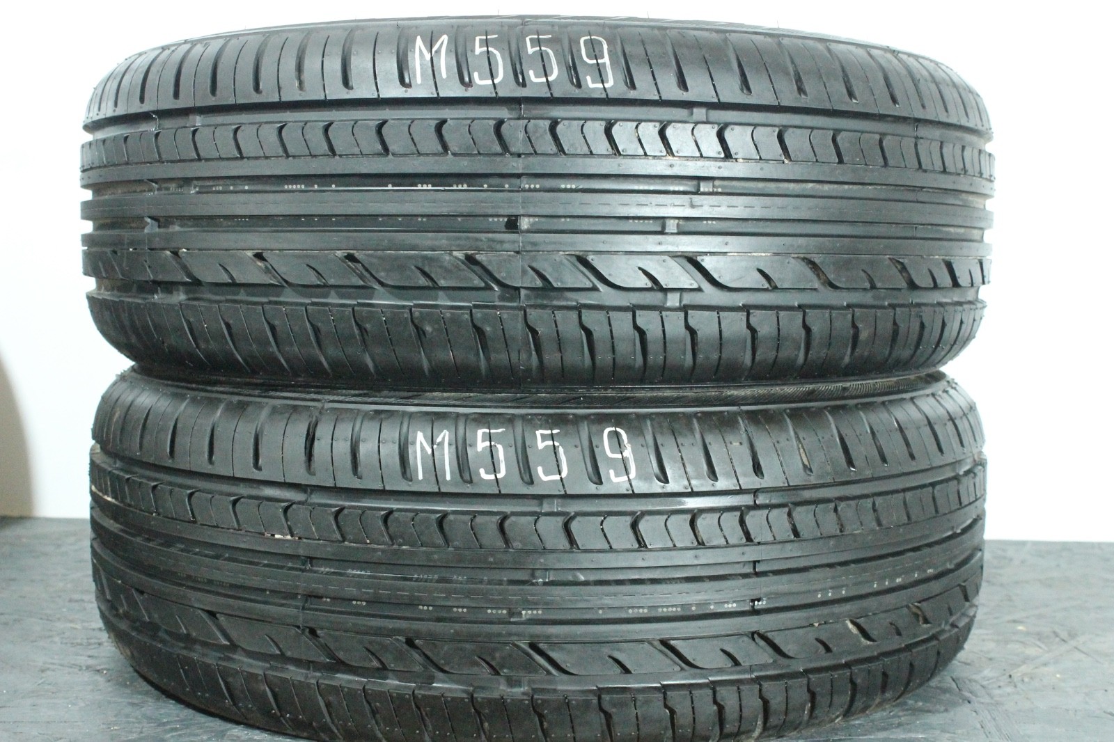 358691505877-featured 2x 205/60 R16 96V XL Sommerreifen Radar Rivera Pro2 Neuwertig Dot2024 M559 – Bild 1