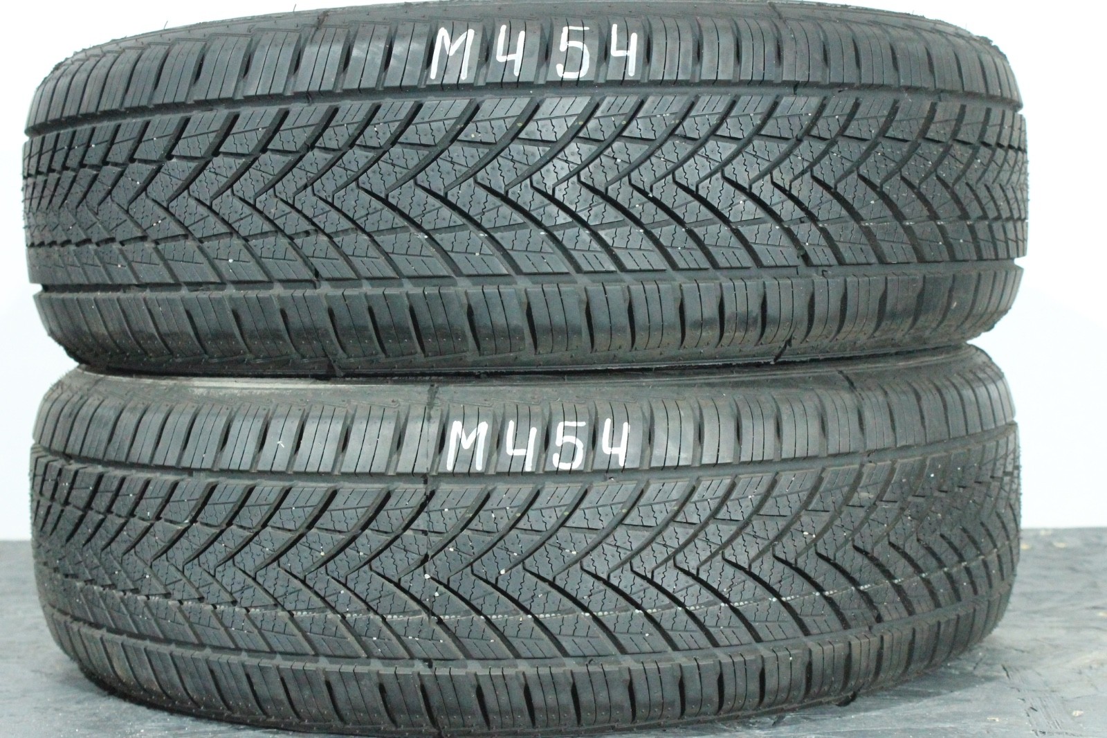 358691723807-featured 2x 185/65 R15 88H Tracmax AllSeason TracSaver X-Privilo Neuwertig Dot2025 M454 – Bild 1