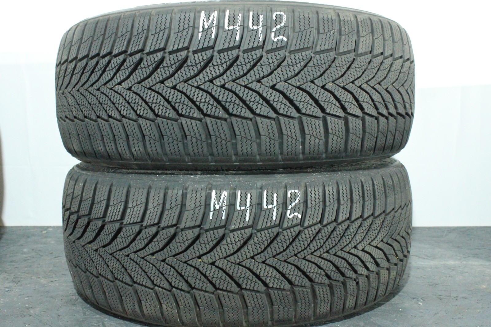358699446085-featured 2x 205/45 R17 88V Winterreifen Nexen WinGuard Sport 2 Dot2025 7-7,5mm M442 – Bild 1