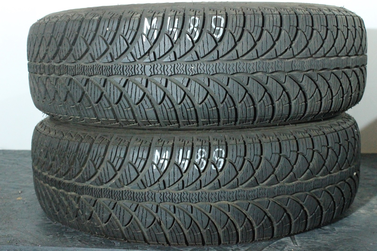 358705448697-featured 2x 165/65 R14 79T Winterreifen Fulda Kristall Montero 3 Dot2022 5,6-6mm M489 – Bild 1