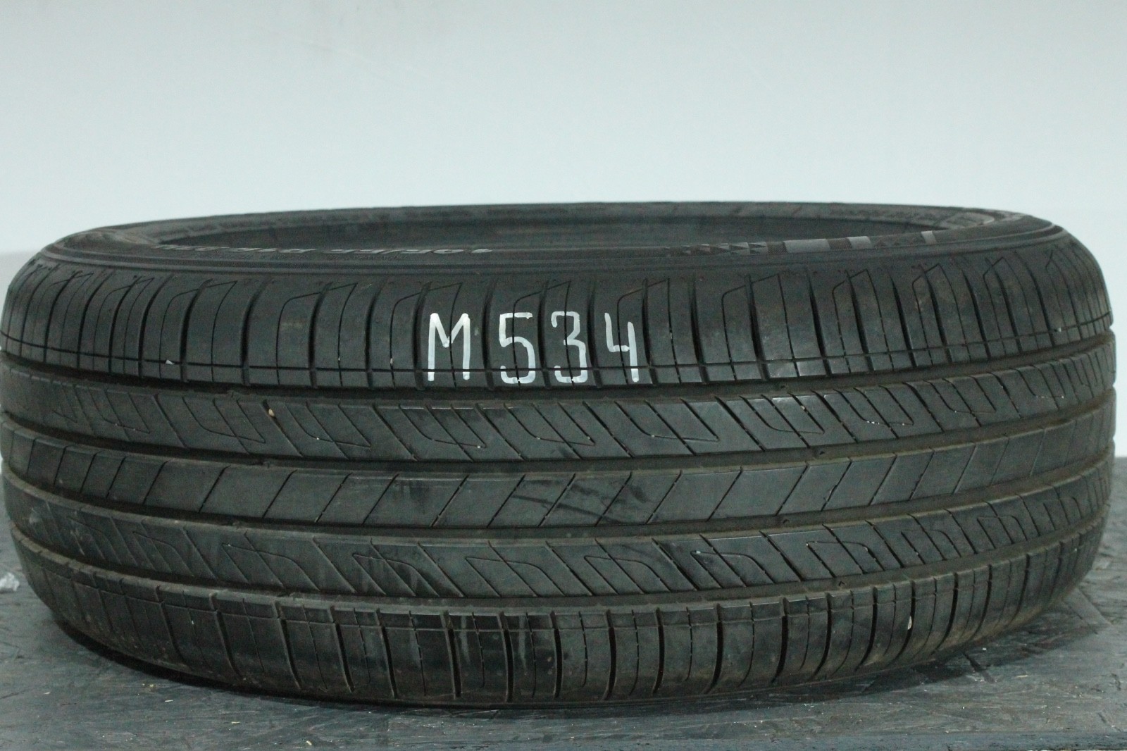 358731496829-featured 1x 195/55 R16 87H Sommerreifen Kumho Solus HS63 Demo Dot2024 M534 – Bild 1