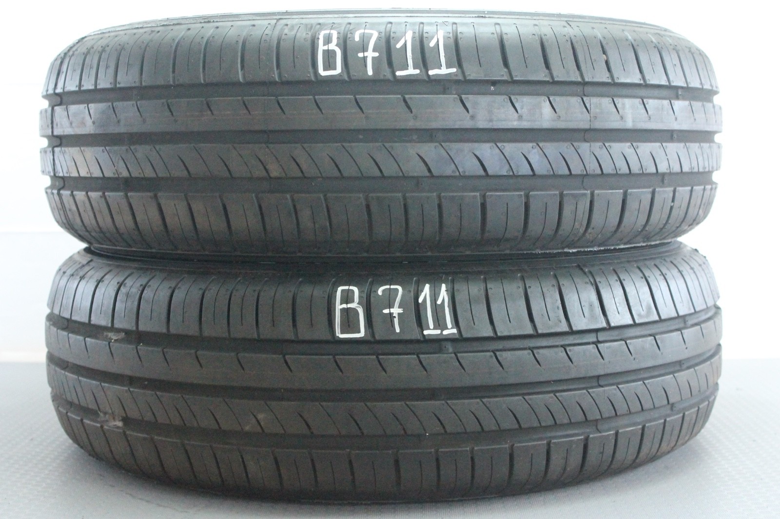 358731544399-featured 1x 185/65 R15 88H Sommerreifen Kumho EcoWing ES31 Neuwertig Dot23 6,5-7mm B711 – Bild 1