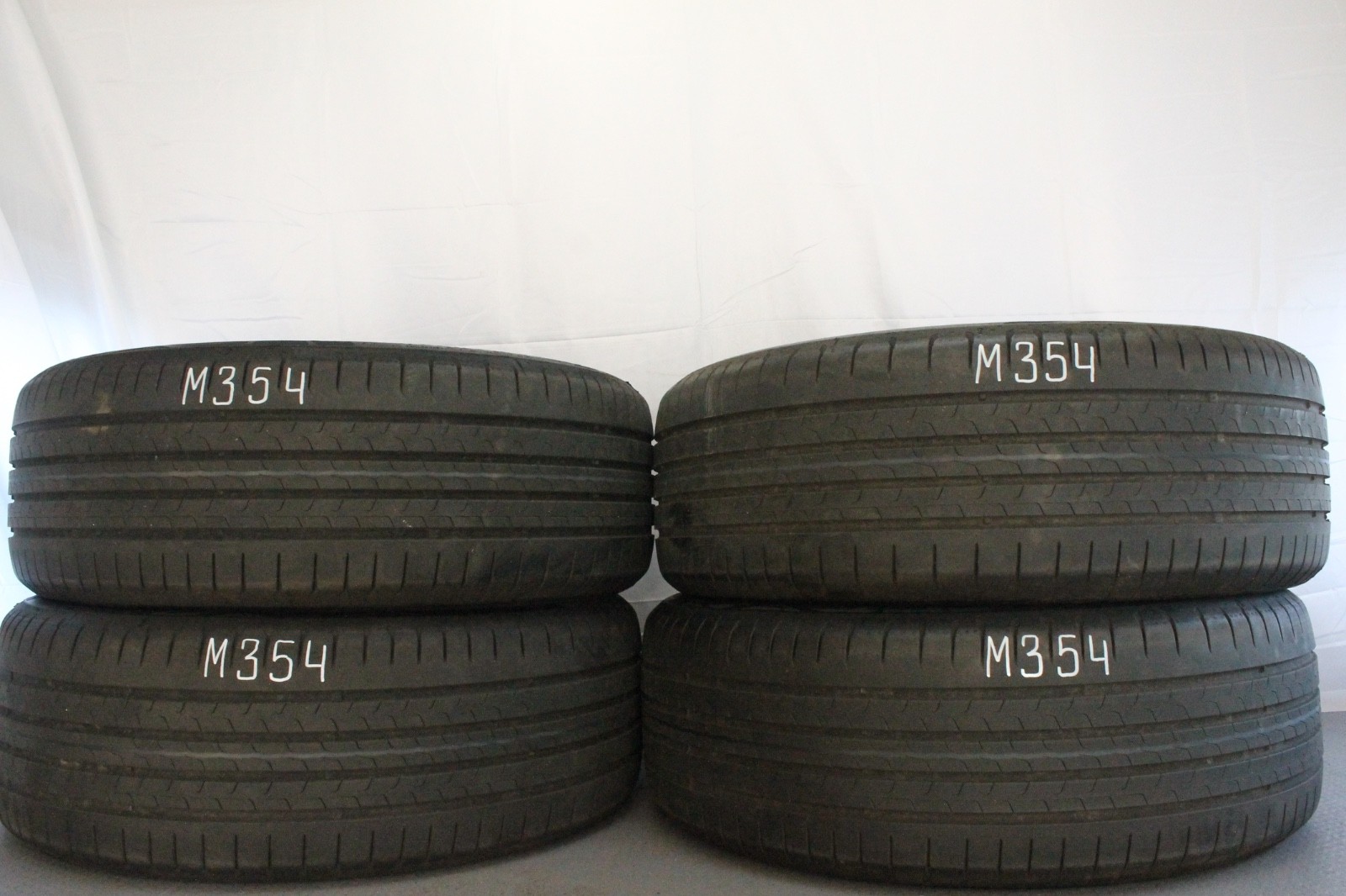 358795659178-featured 4x 215/50 R18 92W Sommerreifen Continental EcoContact 6Q Dot0824 4,5-5,5mm M354 – Bild 1