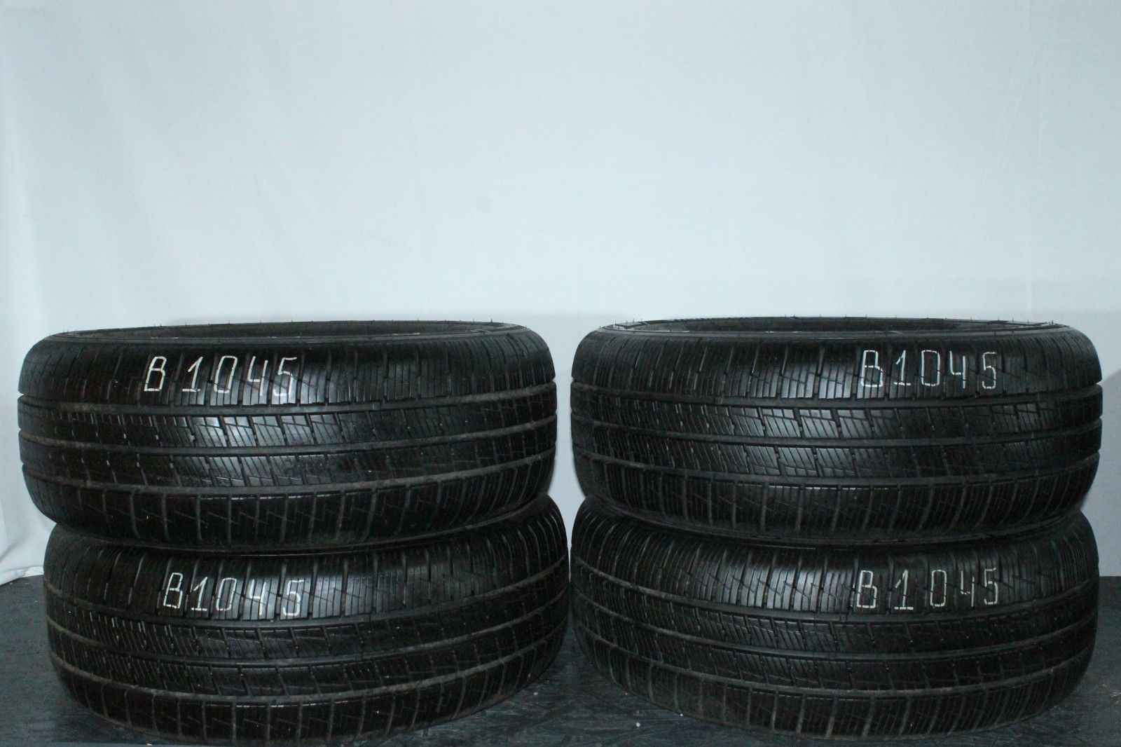 820050472367-featured 4x 215/60R17C 109/107H Ganzjahresreifen Hankook VantraST AS2 6,5mm Dot1922 B1045 – Bild 1