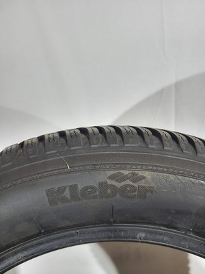 820102825908-featured 2x 215/55R17 94H Winterreifen Kleber Krisalp HP3 6,5-7,5mm DOT3724 B1166 – Bild 1